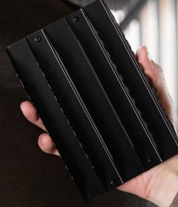 Grooming Deluxe Steel Curry Comb