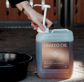 Grooming Deluxe Pump For Linseed Oil 5L